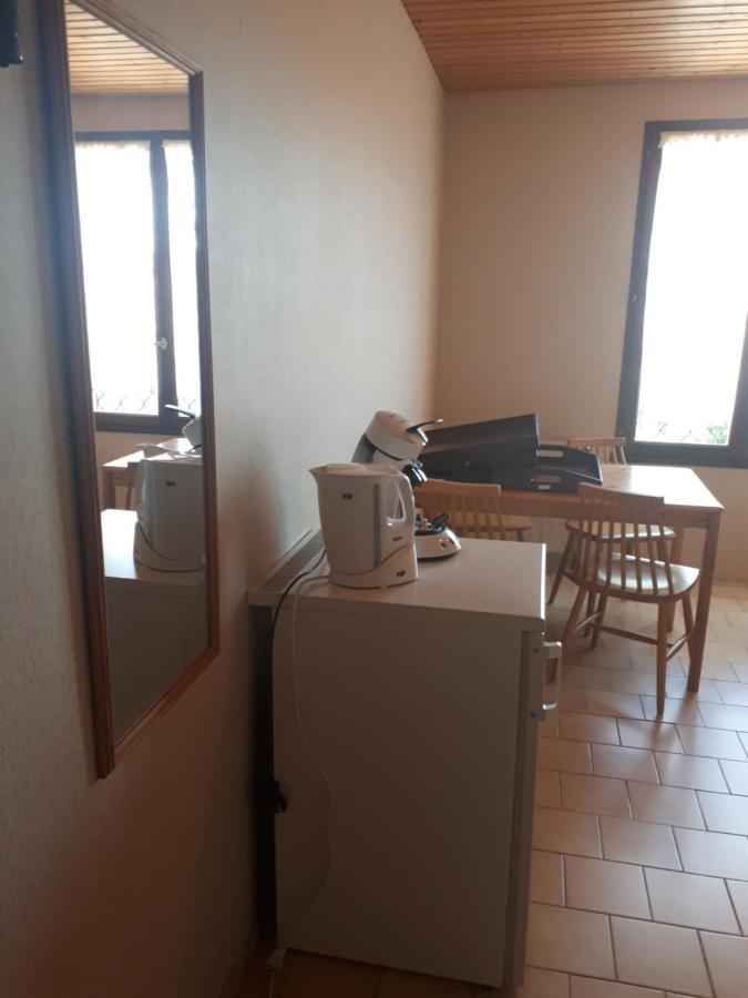 Leo'S Chambres D'Hote Agde Exterior photo